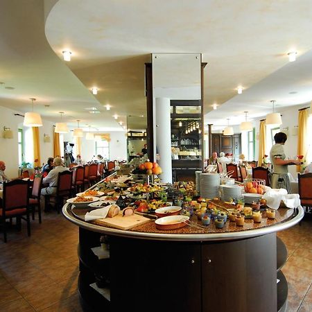 Gutshof Hauber Hotel Дрезден Екстериор снимка