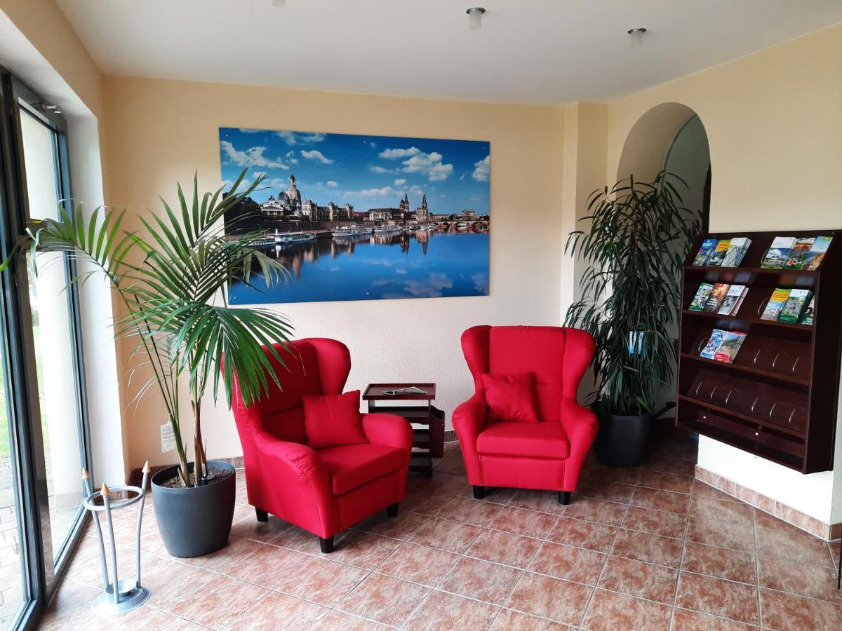 Gutshof Hauber Hotel Дрезден Екстериор снимка