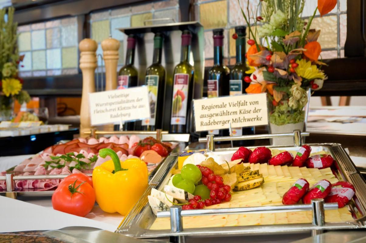 Gutshof Hauber Hotel Дрезден Екстериор снимка