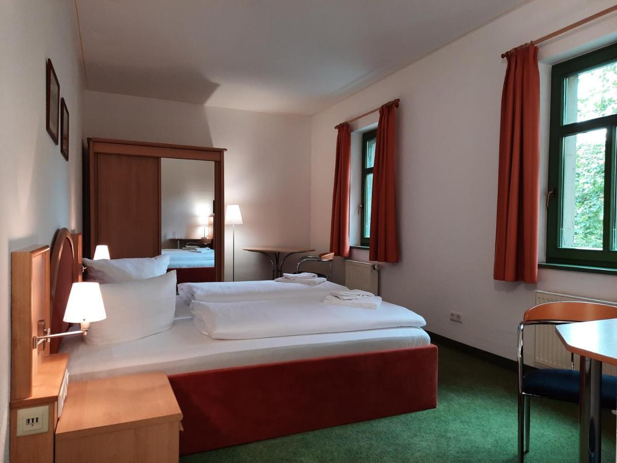 Gutshof Hauber Hotel Дрезден Екстериор снимка